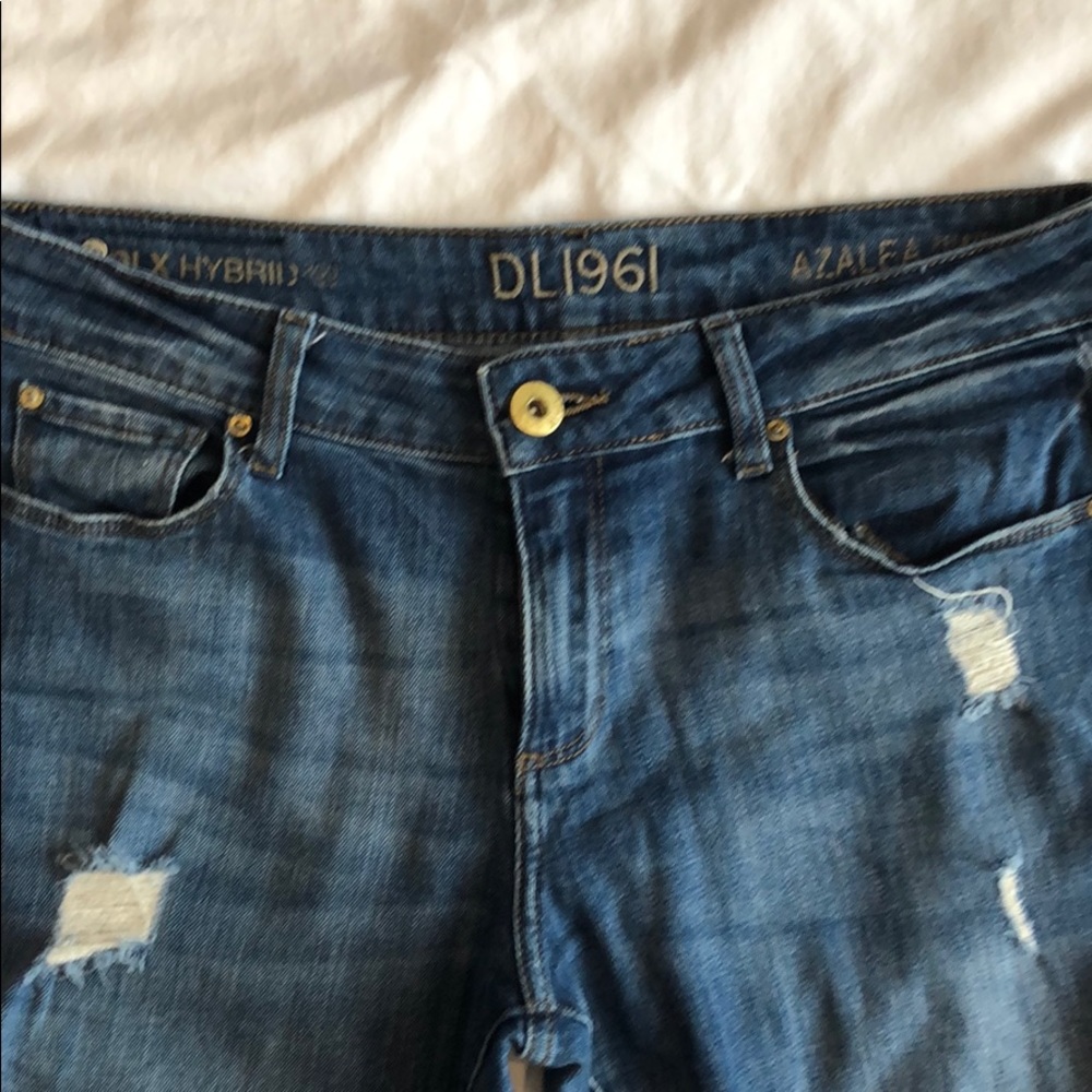 DL1961 Relaxed Skinny Distressed Jeans Size 28 - Picture 2 of 8
